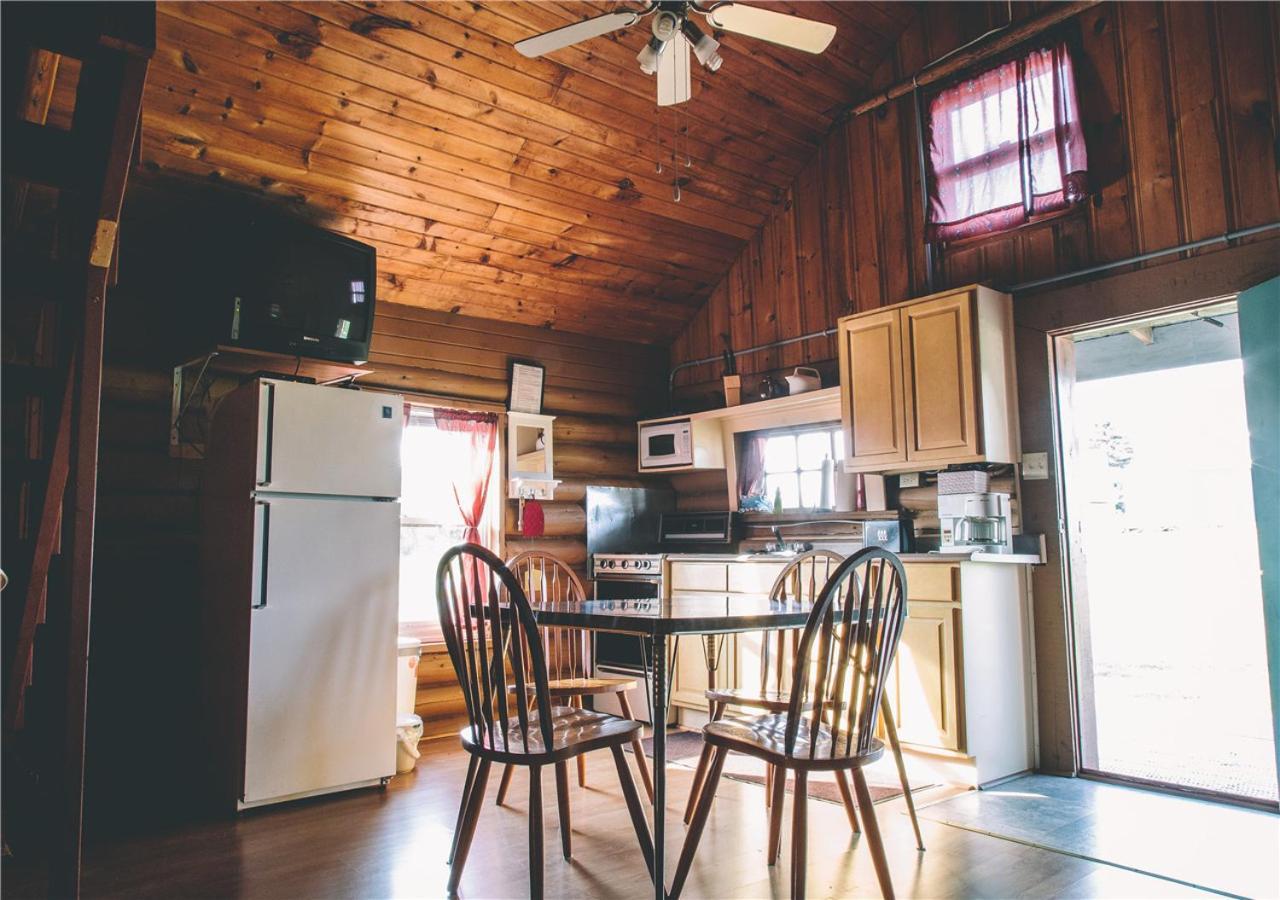Island Life Cottages Бреклі-Біч Номер фото